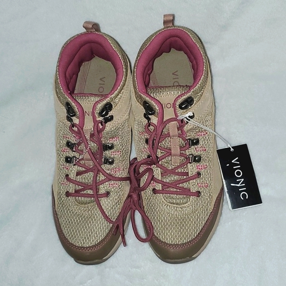 NWT Vionic Cypress Water-Resistant Hiking Sneakers Women's Size 9